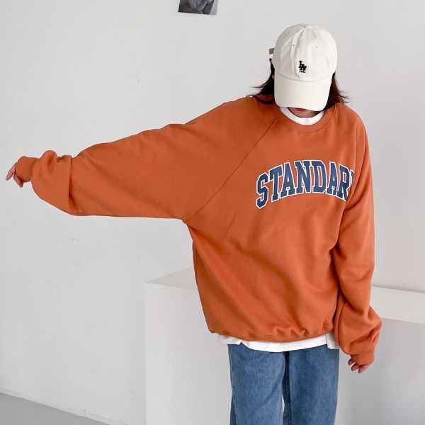 Standard 레터링 루즈핏 긴팔 맨투맨 티셔츠