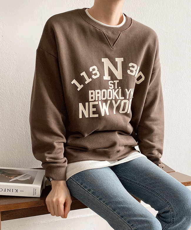 탄탄한 코튼 루즈핏 뉴욕 긴팔 맨투맨 티셔츠